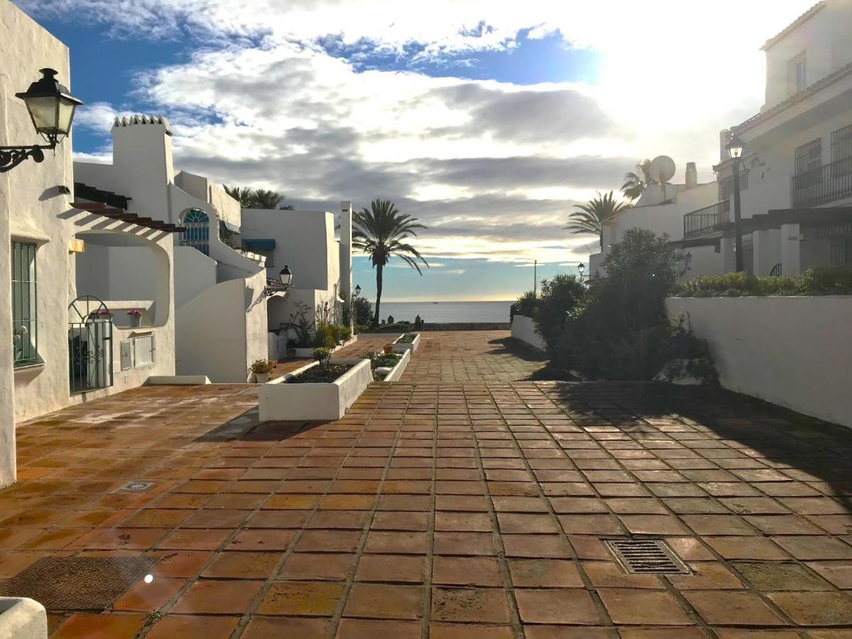 Gaviotas Appartement Manilva Buitenkant foto